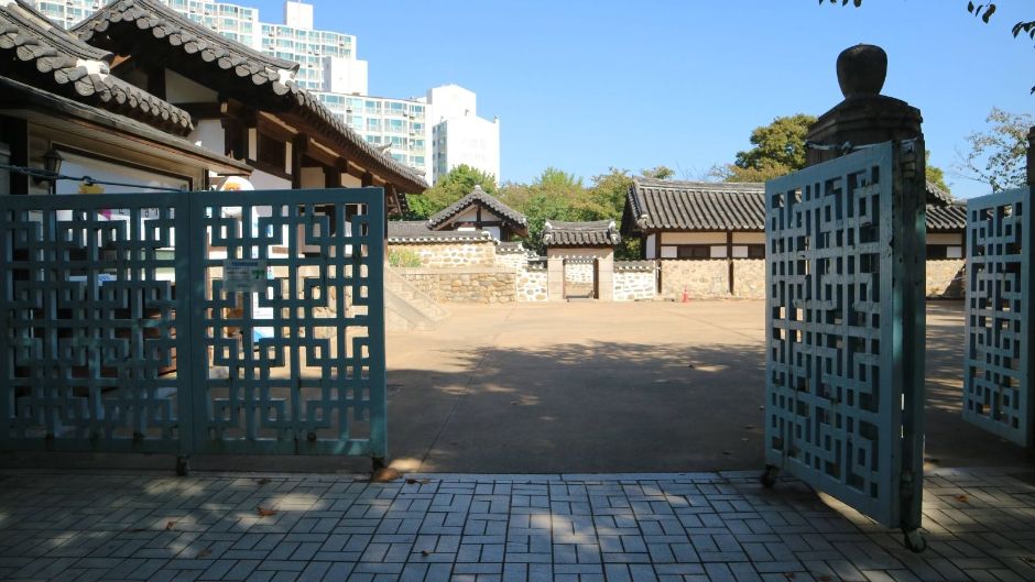 화도진지_정문에서 직진 후 출입문