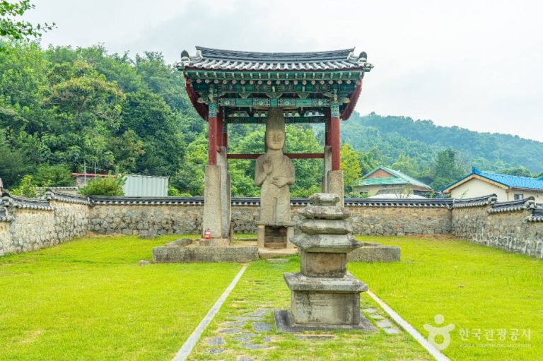 [경기] 매산리석불입상