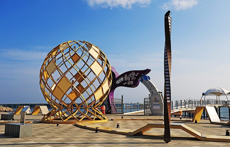 [강원] 대진항 해상공원