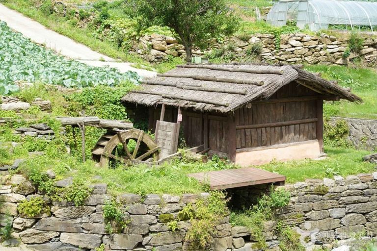 [강원] 정선백전리물레방아