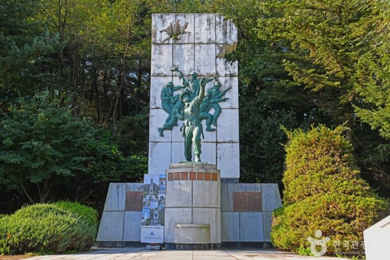 [강원] 춘천지구 전적비(춘천지구 전적기념관)