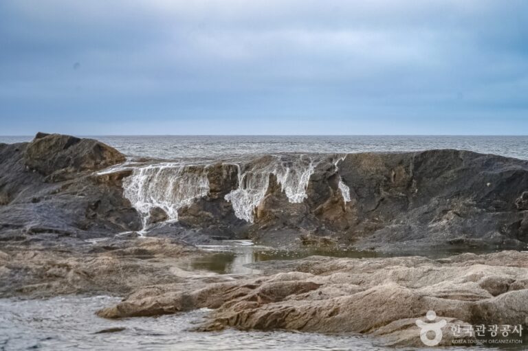[강원] 영금정갯바위