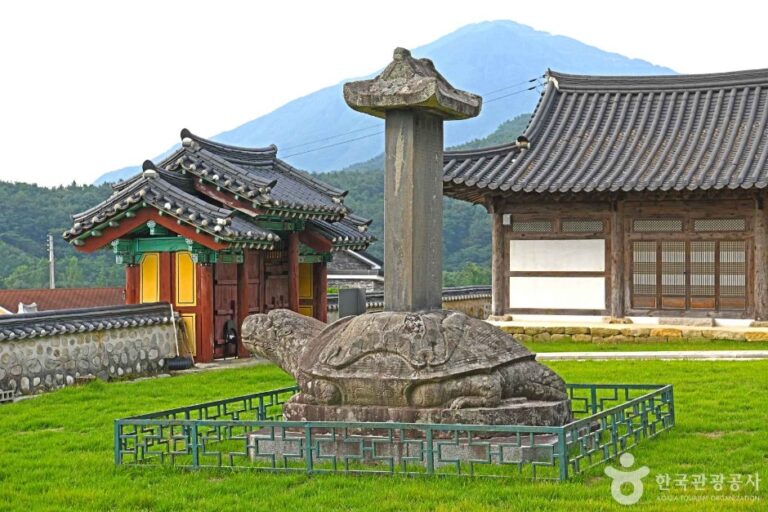 [강원] 요동백김응하장군묘비