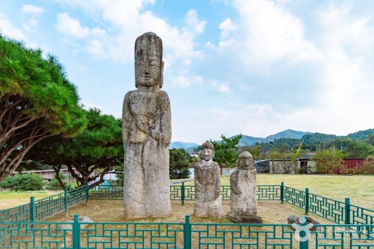 [충북] 증평 남하리 석조보살입상