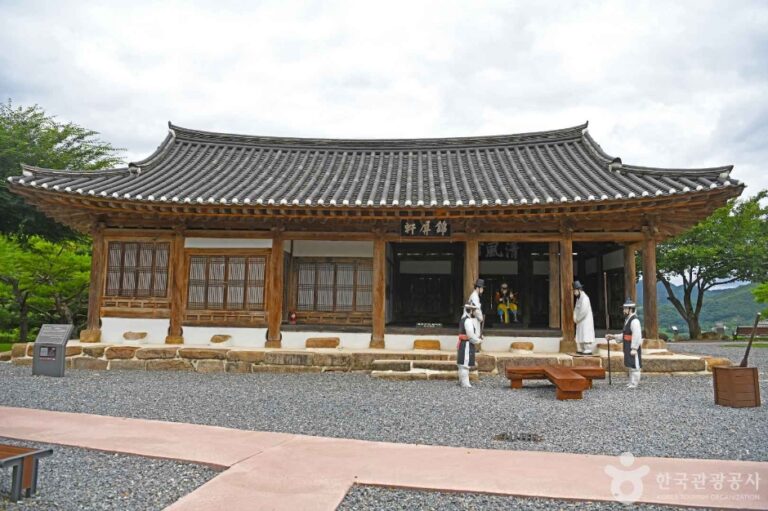 [충북] 제천 청풍 금병헌