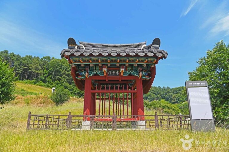 [충북] 서한순 효자문