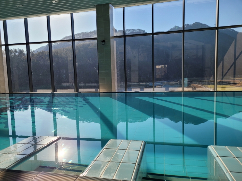 가곡유황온천&스파_메인풀