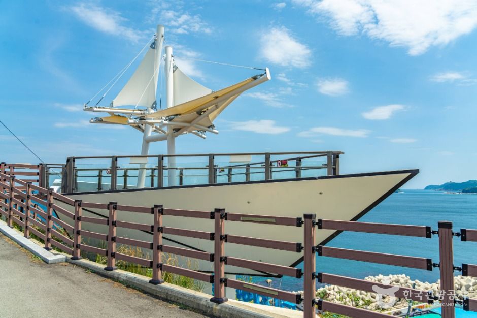 강원고성_대진 등대 (5)