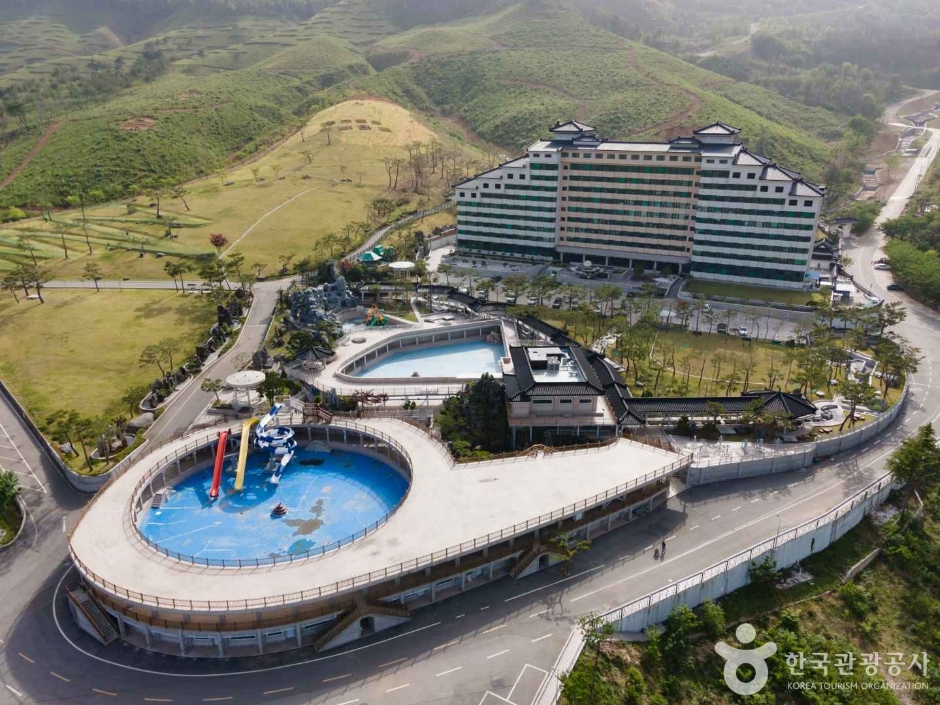 동해약천온천실버타운