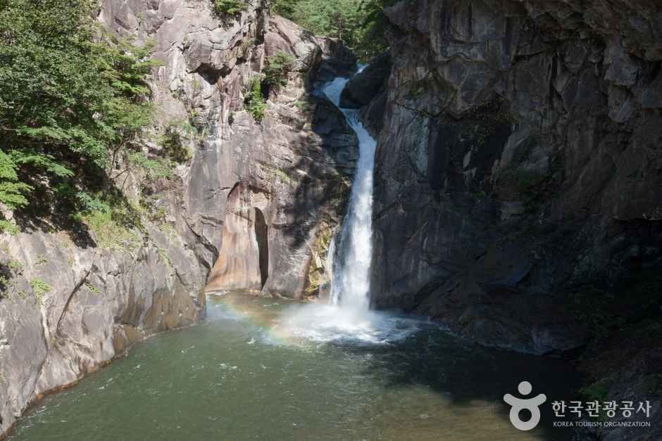 삼부연폭포 (한탄강 유네스코 세계지질공원)
