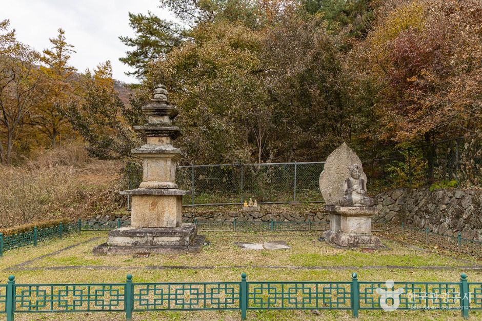 용운사지 삼층석탑