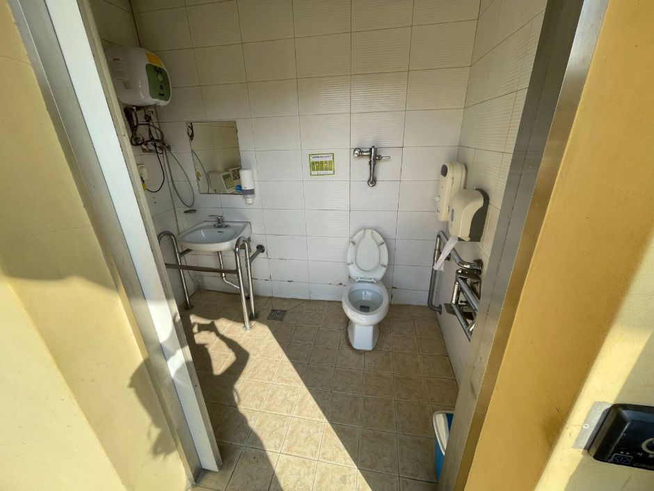 강원감영_장애인화장실_출입구폭