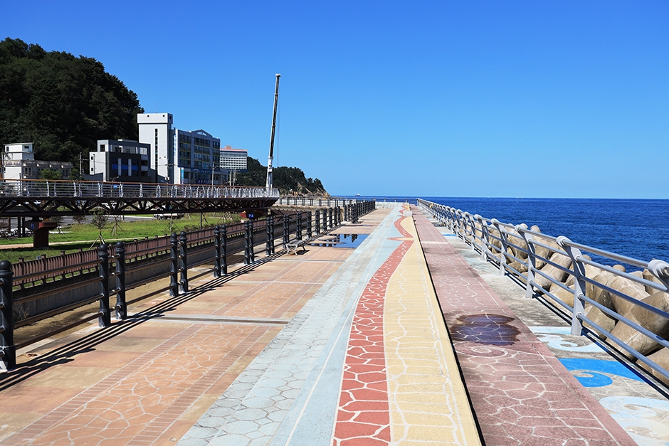 강원도_삼척시_이사부광장_전경 (6)