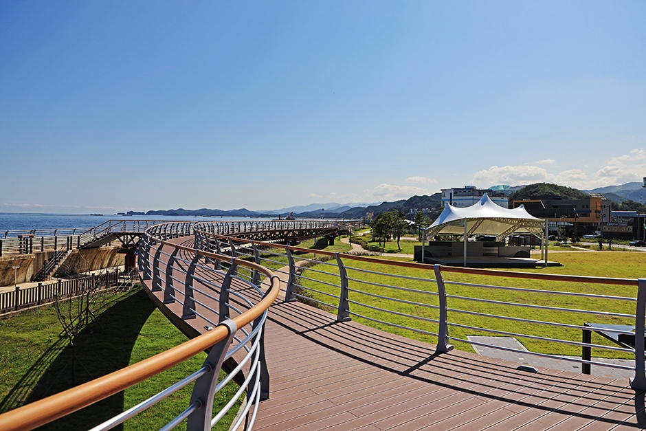 강원도_삼척시_이사부광장_전경 (7)