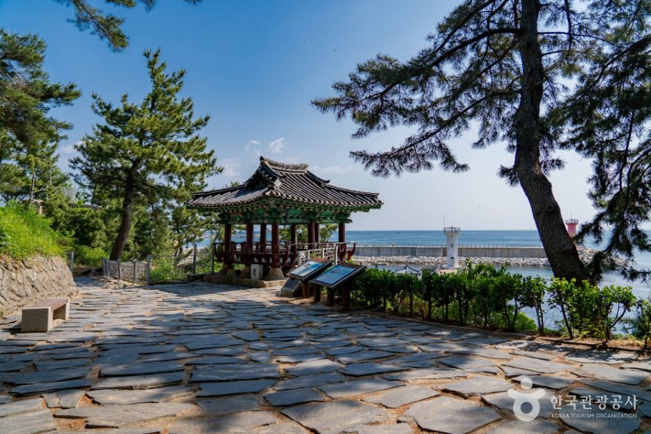 강원고성_천학정 문암포구 (1)