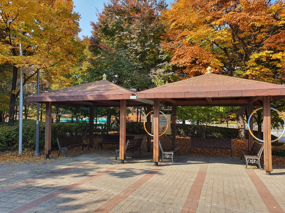 경기도_수원시_고렴공원_휴게쉼터