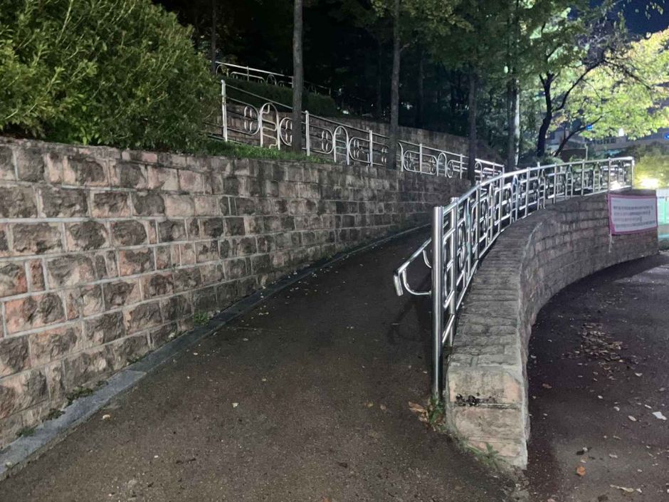 군포중앙공원_경사로