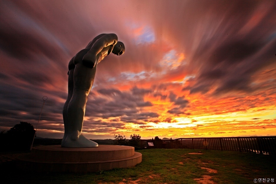 경기도_연천군_그리팅맨_일몰