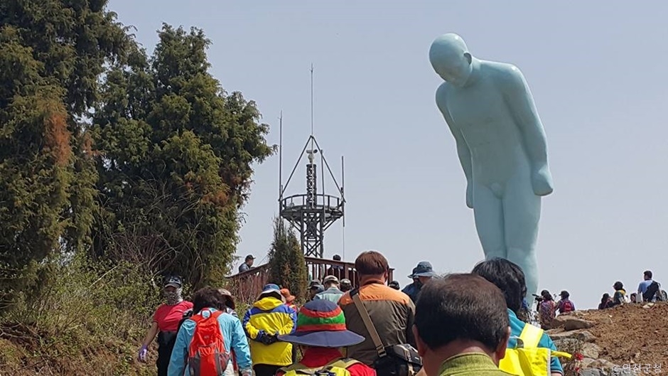 경기도_연천군_그리팅맨_입구