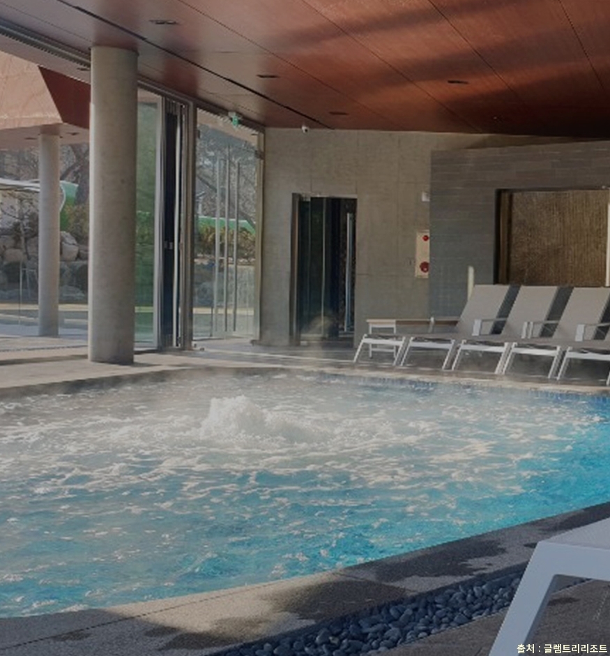 경기도_가평군_글램트리리조트_실내수영장