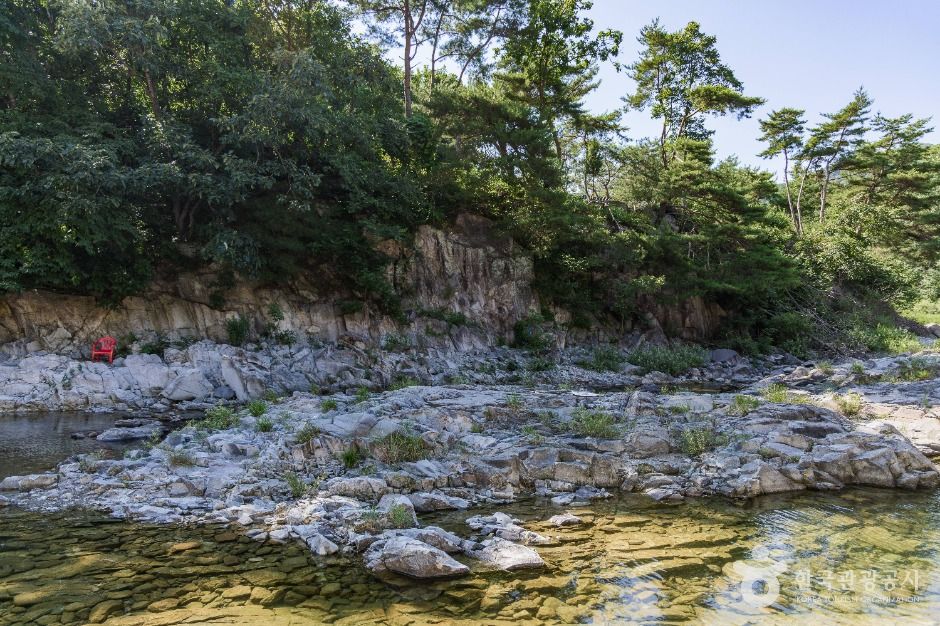 연천_동막골 응회암 (한탄강 유네스코 세계지질공원) (4)