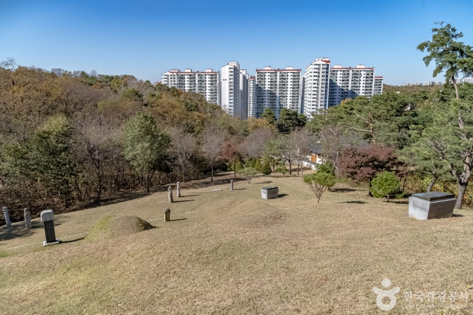 둔촌이집묘역 (4)