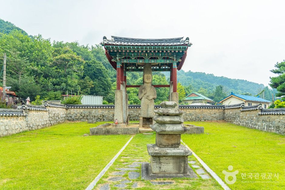 안성_매산리석불입상 (2)