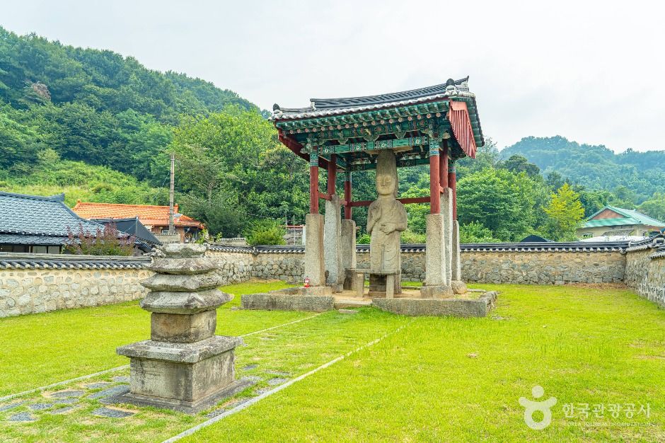 안성_매산리석불입상 (7)