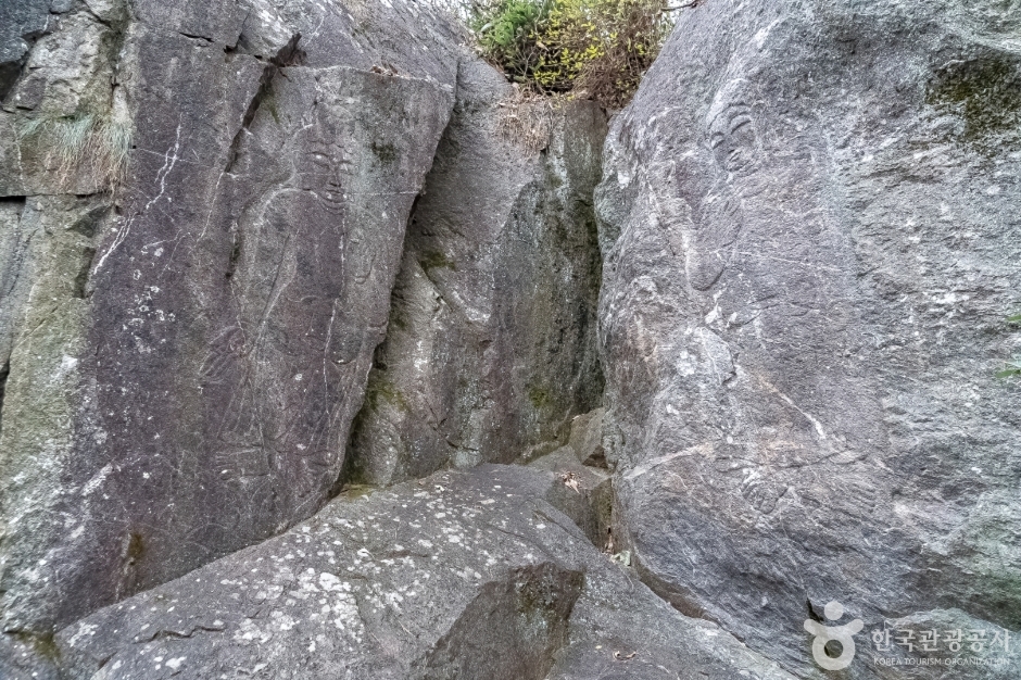 문수산마애보살상 (14)