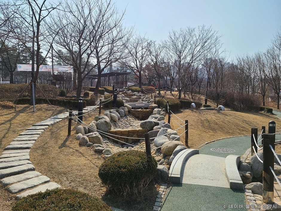 _경기도_안양시_삼덕공원_산책로