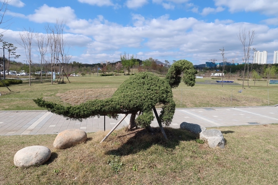 선돌근린공원_토피어리