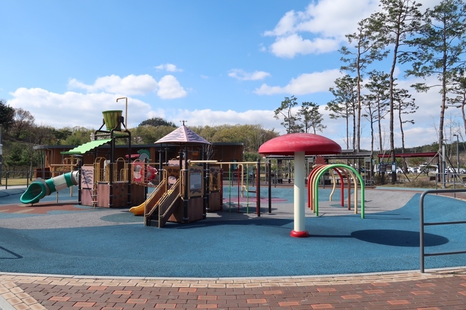 선돌근린공원_놀이터