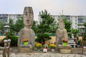 아양동 석불입상