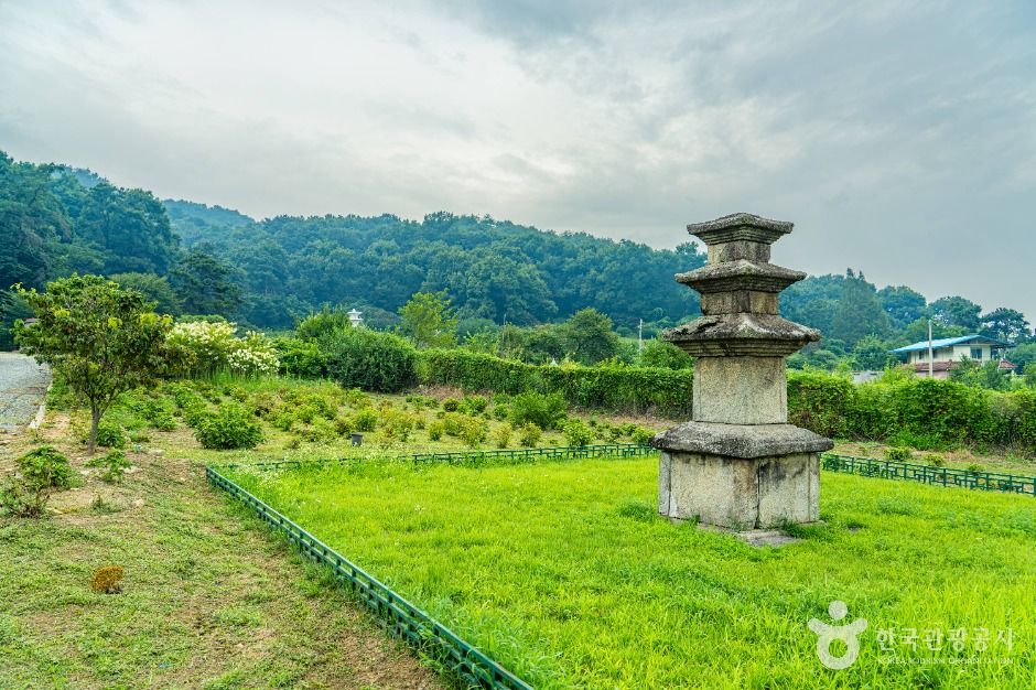 안성_안성죽산리삼층석탑 (2)