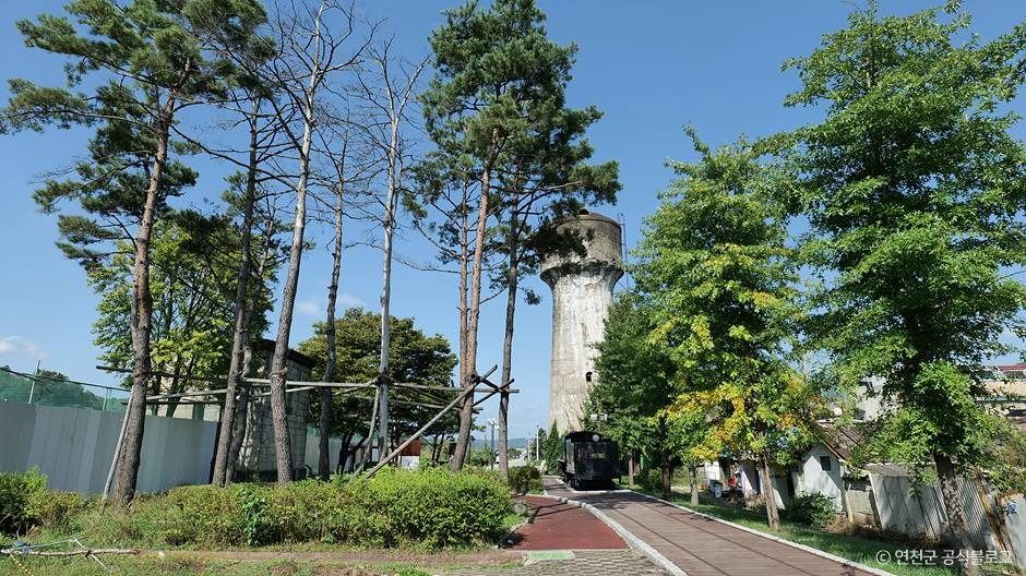 연천_연천역 급수탑 (1)