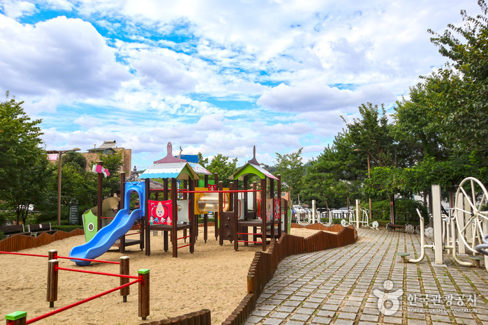 경기도_과천시_용마골소공원_놀이터