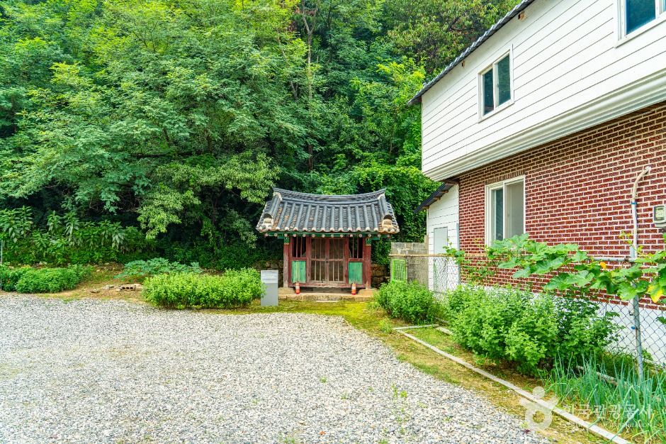 안성_안성 두현리석조삼존불상 (2)