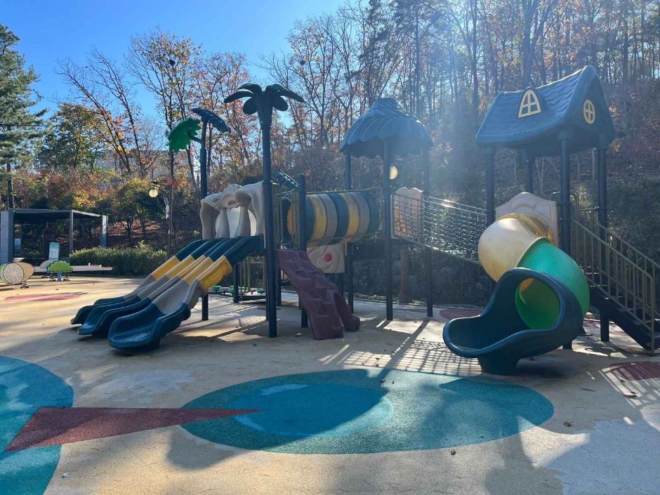 직동근린공원_놀이터