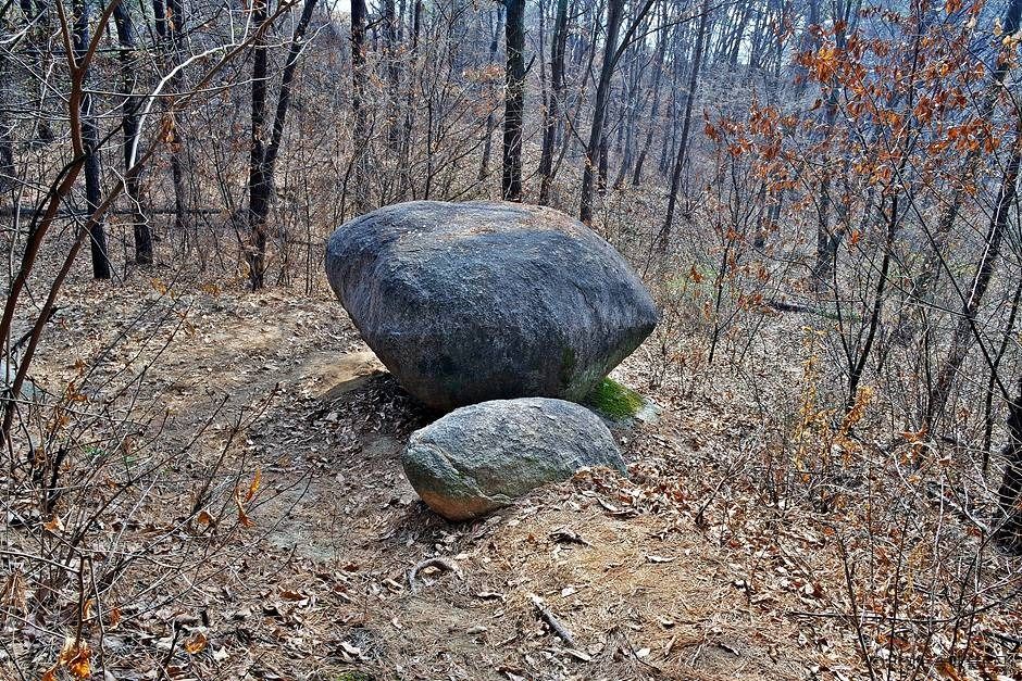 안성_팔봉산 흔들바위 (1)