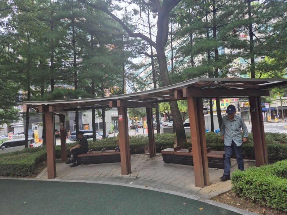 화정중앙공원쉼터