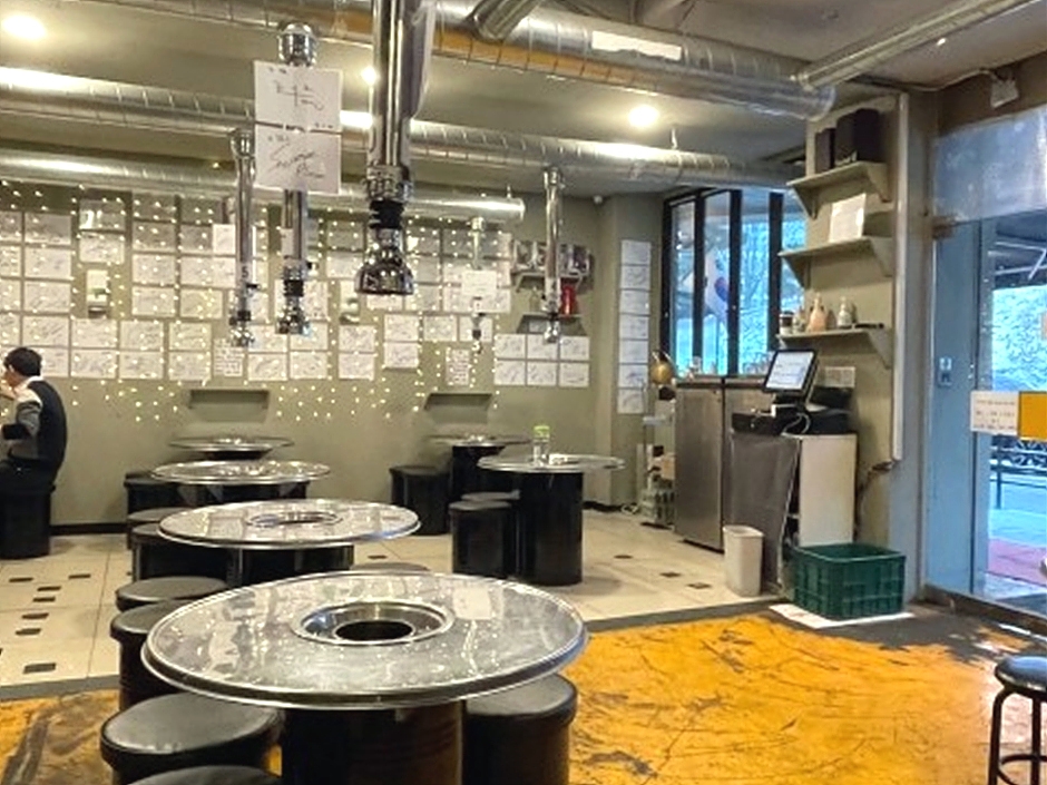 서울시_강남구_길목_내부