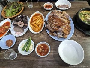 마포유가궁중족발