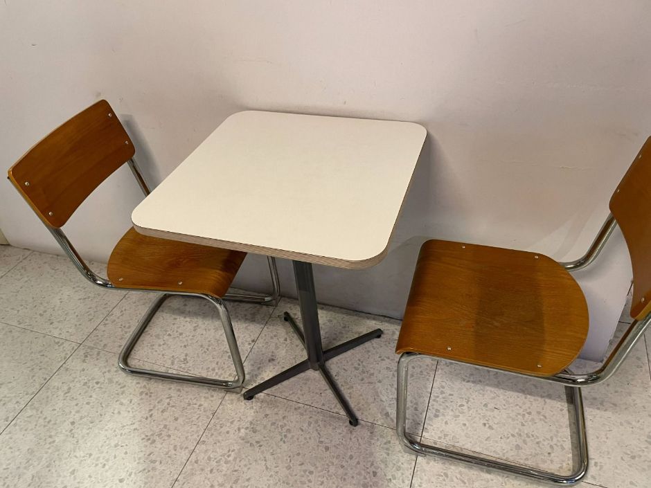 MouseRabbit_탁자의자