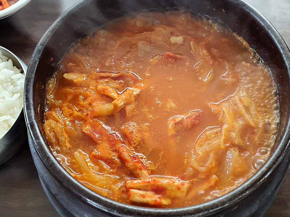서울_강동구_명품기사식당 뚝다리김치찌개_김치찌개1