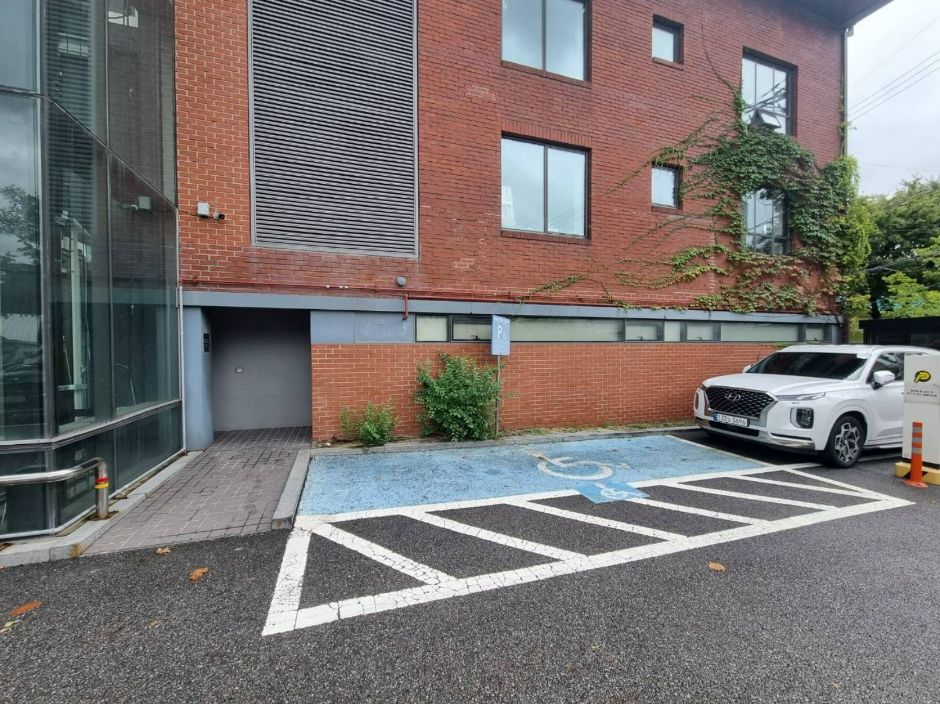 스태픽스_장애인주차장3