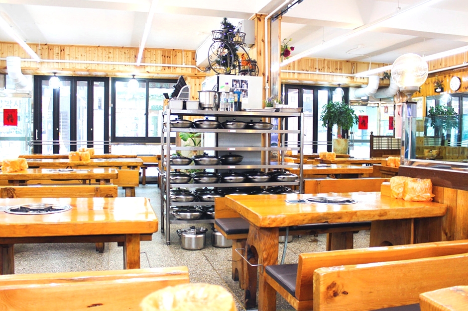 서울시_강남구_원조닭한마리_내부1