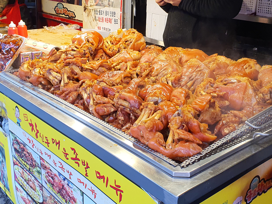 서울_종로구_창신동 매운왕족발 본점_족발
