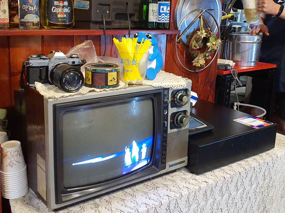 서울_동대문구_철계단집_내부