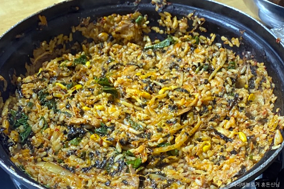 서울_용산구_ 24시뼈다귀감자탕_음식3