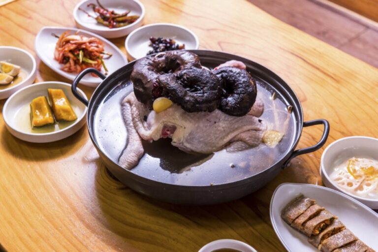 [충북] 능이손칼국수